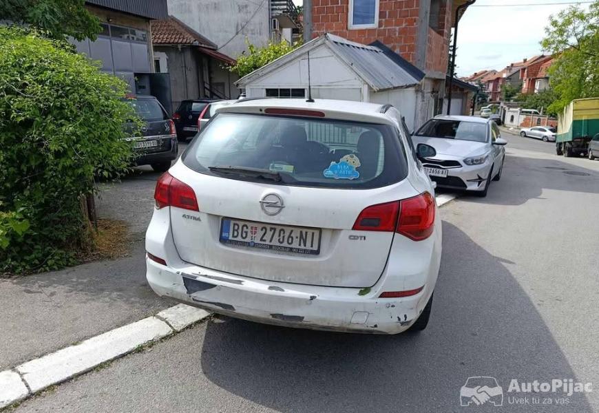 astra_j2011registrovan_do_092026_7_polovni_automobili_autopijac.rs