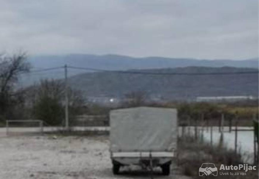 na_prodaju_prikolica_3_tone_nosivost_38x205_u_dobr_2_polovni_automobili_autopijac.rs