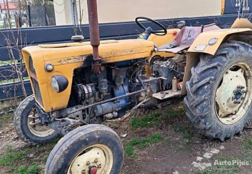 ursus_335_i_imt_sejac_dva_reda_1_polovni_automobili_autopijac.rs