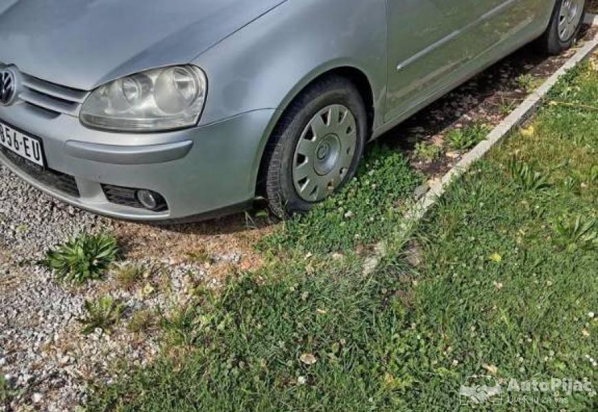 golf_5_19_tdi_2004_god_3_polovni_automobili_autopijac.rs