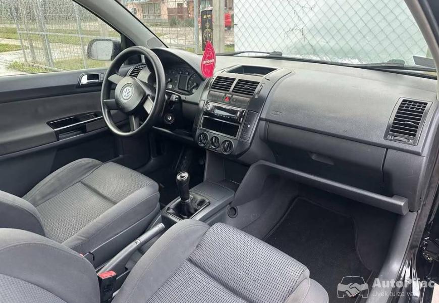 2003_volkswagen_polo_2003god_14_benzin_55kw_regist_2_polovni_automobili_autopijac.rs