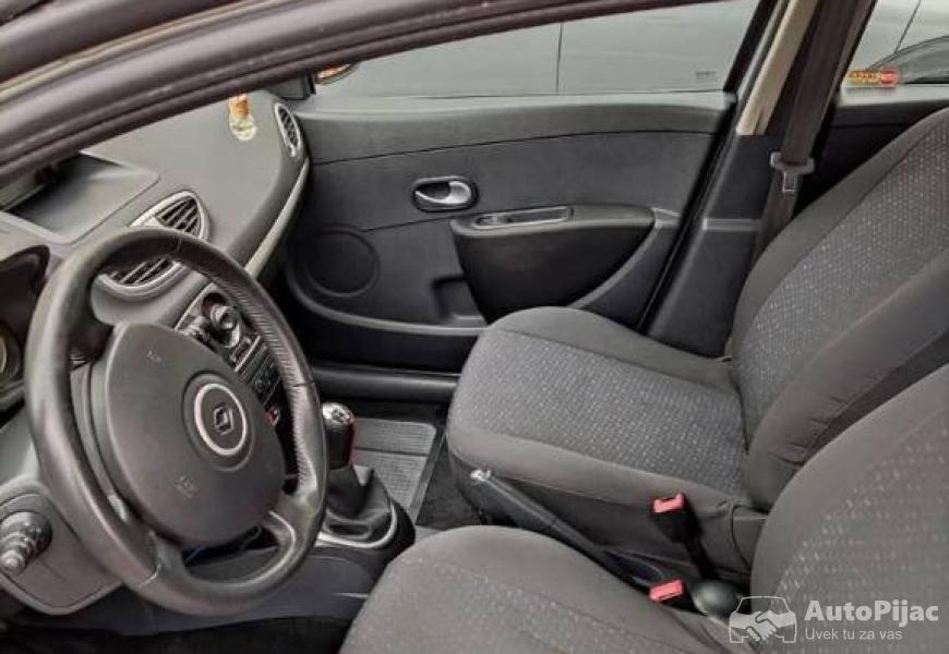 2012_renault_clio_3_restyling_10_polovni_automobili_autopijac.rs