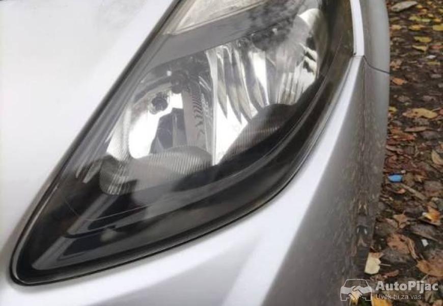 2012_renault_clio_3_restyling_3_polovni_automobili_autopijac.rs