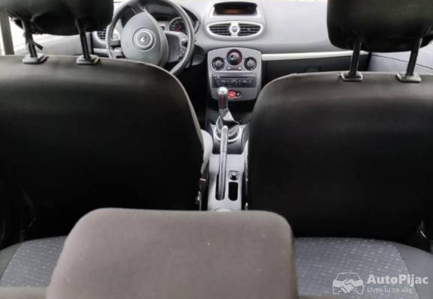 2012_renault_clio_3_restyling_7_polovni_automobili_autopijac.rs