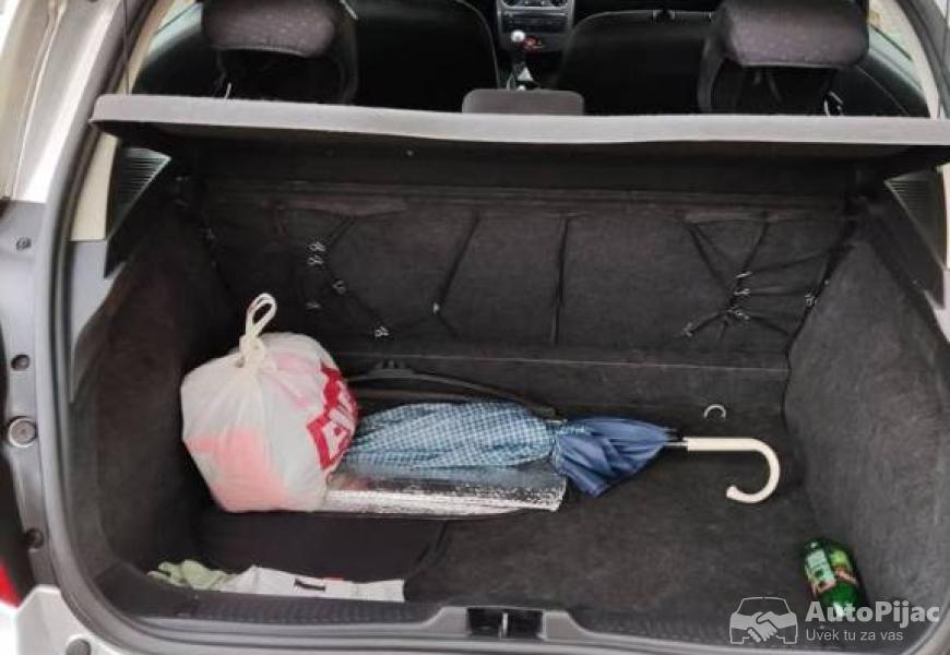 2012_renault_clio_3_restyling_8_polovni_automobili_autopijac.rs