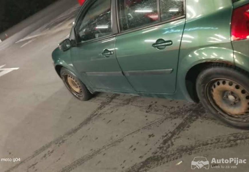reno_megan_2_15_7_polovni_automobili_autopijac.rs