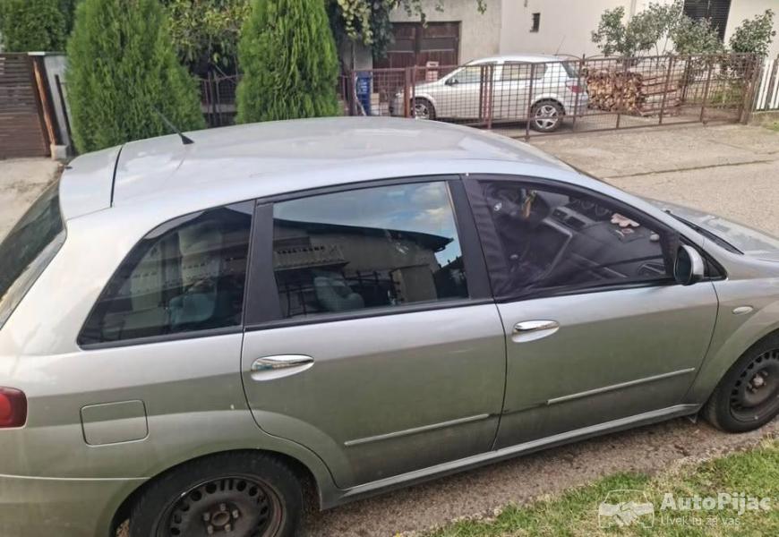 2007_fiat_croma_2_polovni_automobili_autopijac.rs