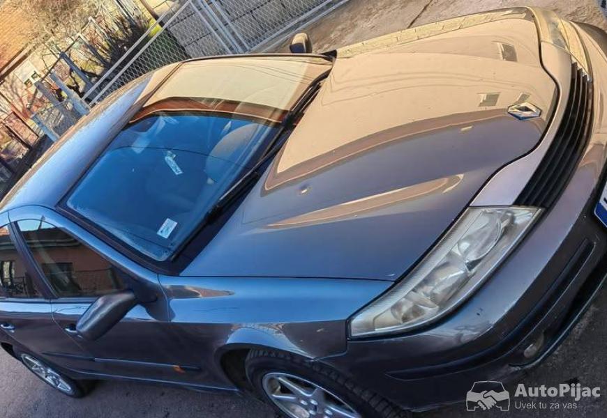 2004_renault_laguna_2_3_polovni_automobili_autopijac.rs