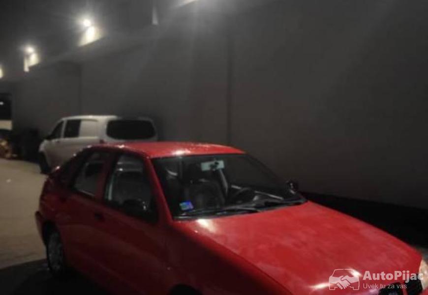 seat_cordoba_5_polovni_automobili_autopijac.rs