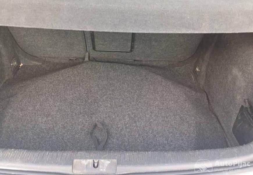 golf_5_moze_zamena_15_polovni_automobili_autopijac.rs