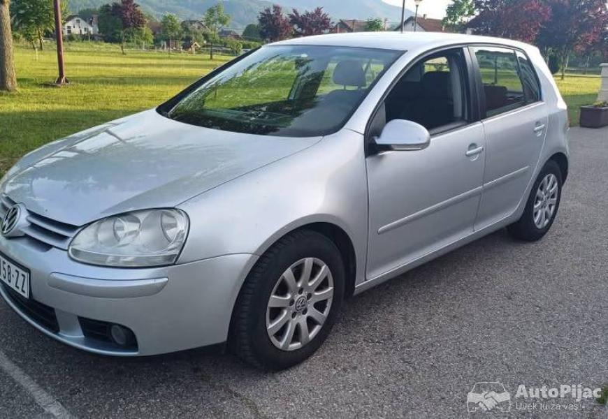golf_5_moze_zamena_2_polovni_automobili_autopijac.rs
