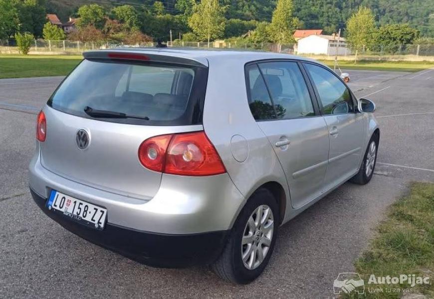 golf_5_moze_zamena_5_polovni_automobili_autopijac.rs