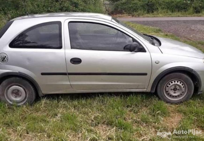 corsa_2004_1_polovni_automobili_autopijac.rs