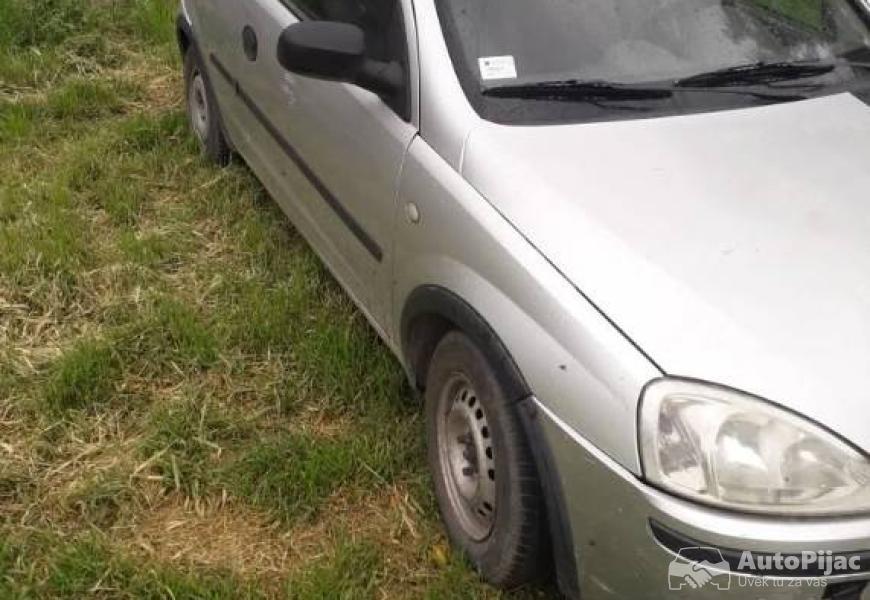 corsa_2004_5_polovni_automobili_autopijac.rs