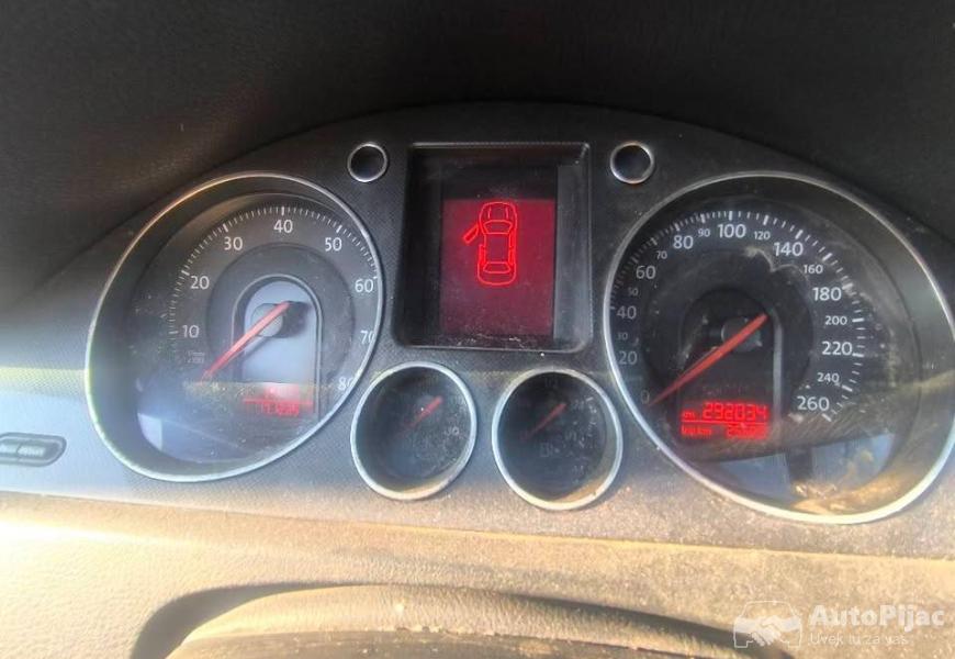passat_b6_20_fsi_moze_zamena_8_polovni_automobili_autopijac.rs