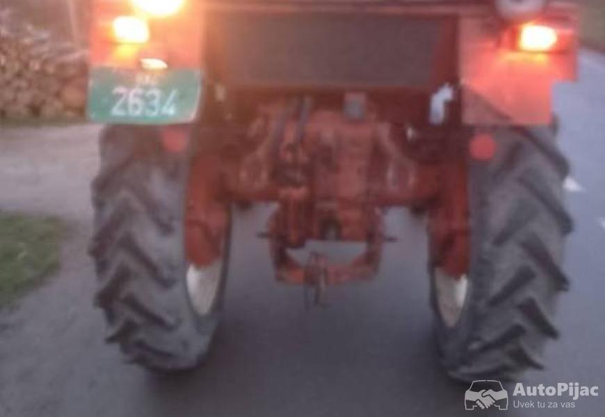 prodajem_t_25_u_fabrikom_stanju_jedna_palica_predn_2_polovni_automobili_autopijac.rs