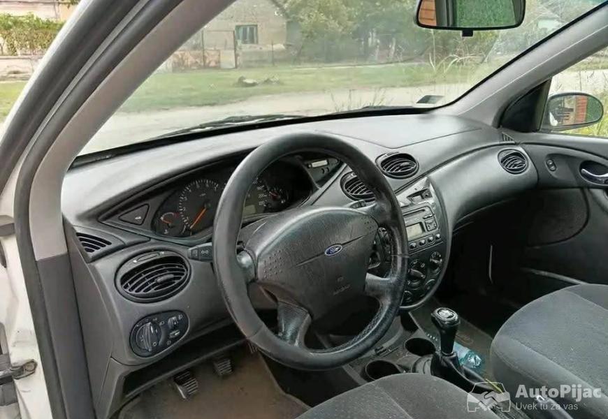 ford_focus_5_polovni_automobili_autopijac.rs