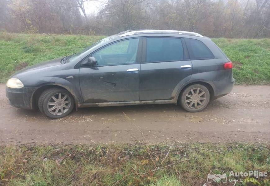 na_prodaju_fiat_croma_bez_prava_na_registraciju_15_3_polovni_automobili_autopijac.rs