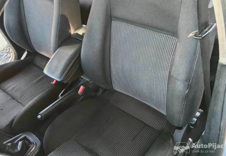 golf_4_19tdi_85kw_6brz_11_polovni_automobili_autopijac.rs