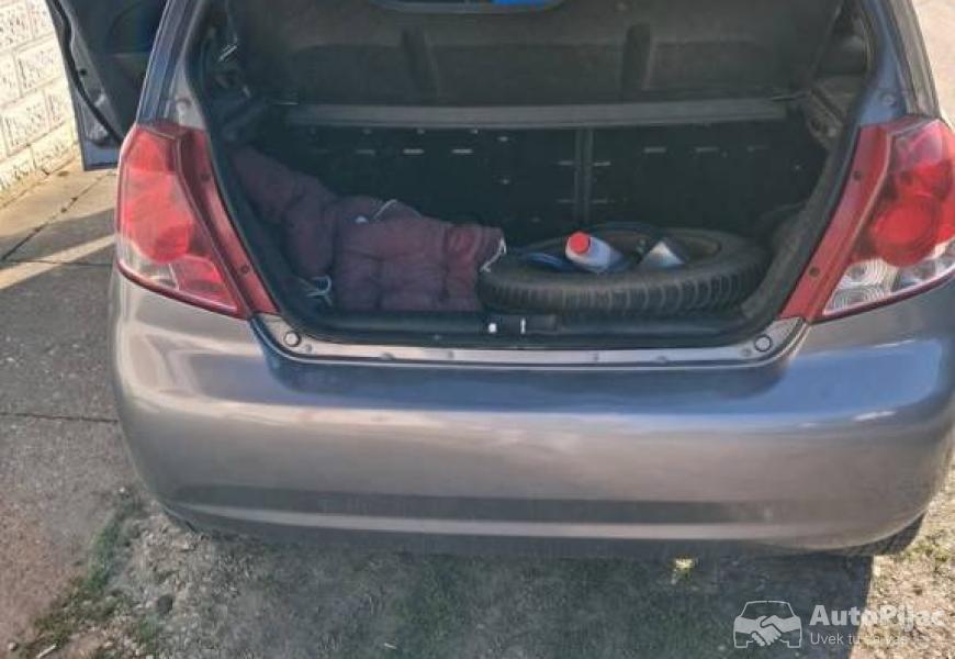 2006_amerika_kalos_shervolet_10_polovni_automobili_autopijac.rs