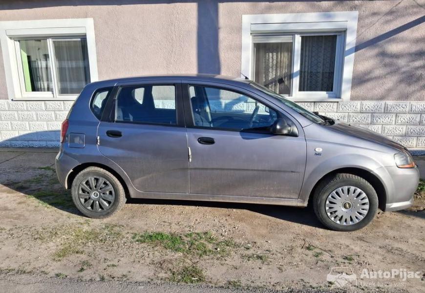 2006_amerika_kalos_shervolet_3_polovni_automobili_autopijac.rs