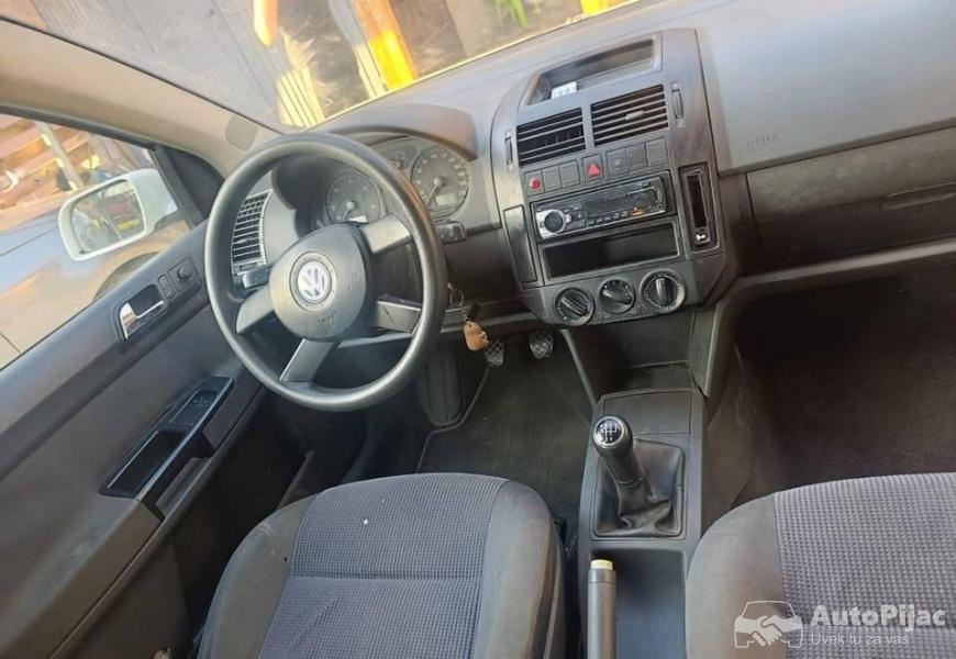 2002_volkswagen_polo_8_polovni_automobili_autopijac.rs