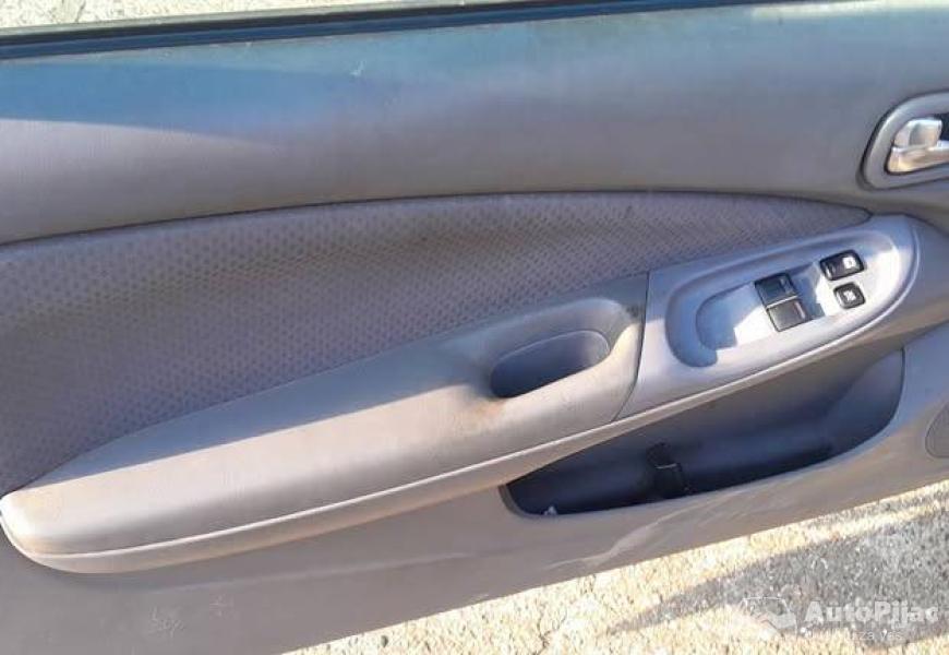 nisan_primera_6_polovni_automobili_autopijac.rs