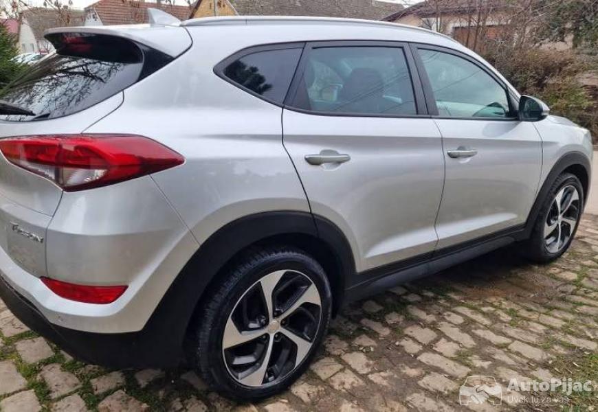 hundai_tucson_4_polovni_automobili_autopijac.rs
