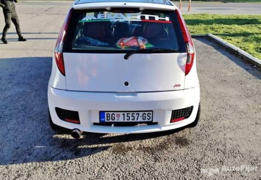 fiat_punto_19_jtd_2003_63kw_idealan_za_pocetnike_b_1_polovni_automobili_autopijac.rs