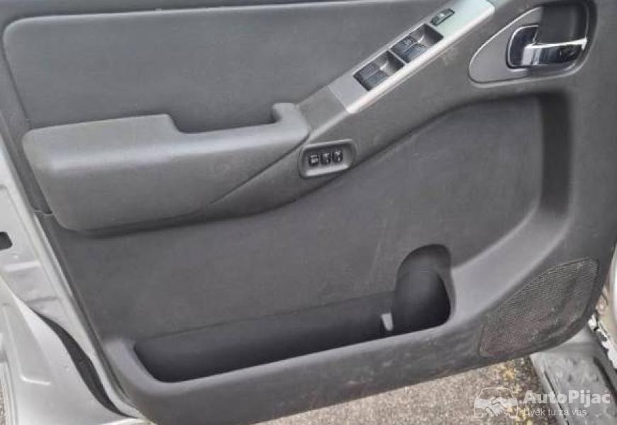 nissan_pathfinder_25dci_4_polovni_automobili_autopijac.rs