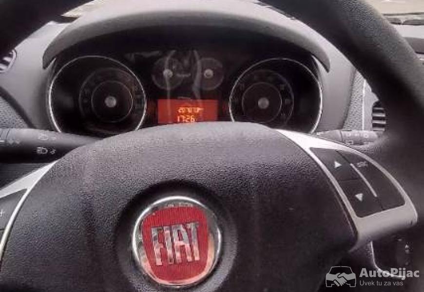 fiat_punto_evo_12_polovni_automobili_autopijac.rs