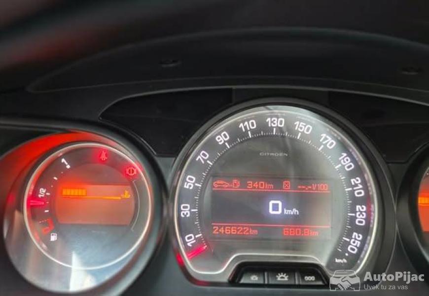 2012_citron_c5_exclusive_11_polovni_automobili_autopijac.rs