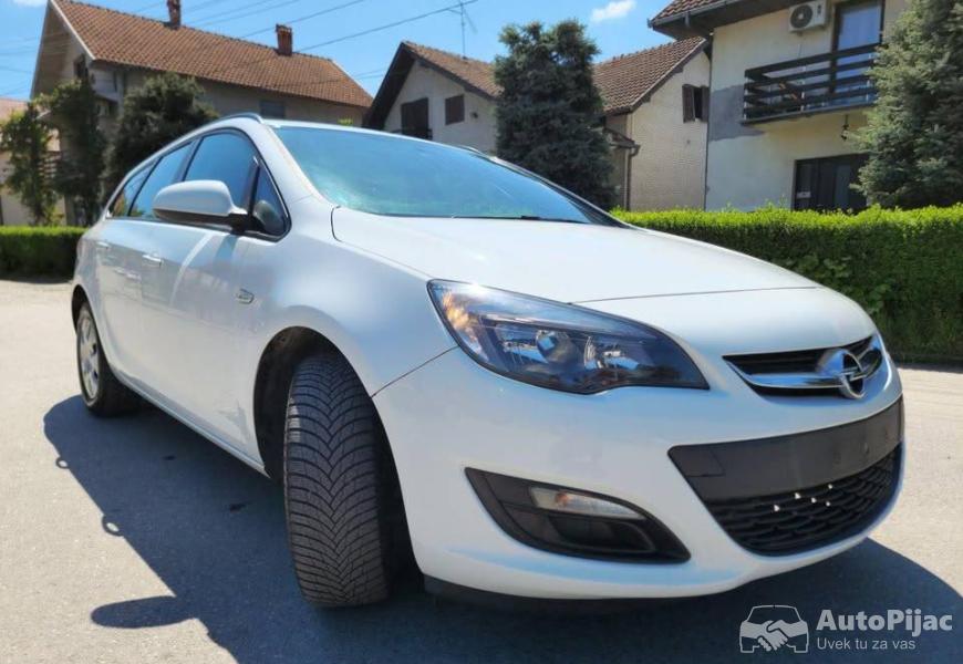 2015_opel_astra_j_5_polovni_automobili_autopijac.rs
