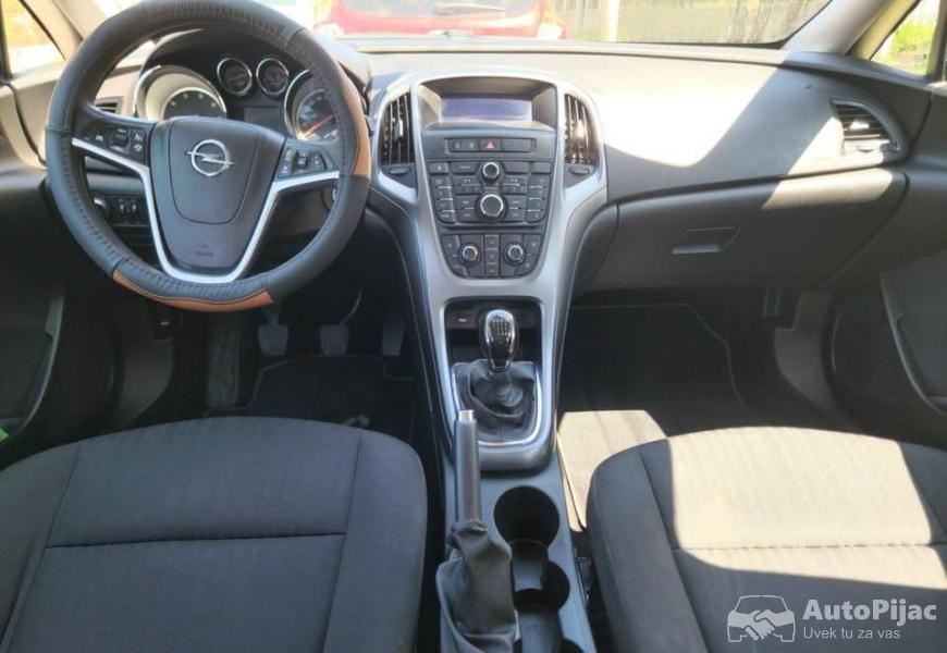 2015_opel_astra_j_6_polovni_automobili_autopijac.rs