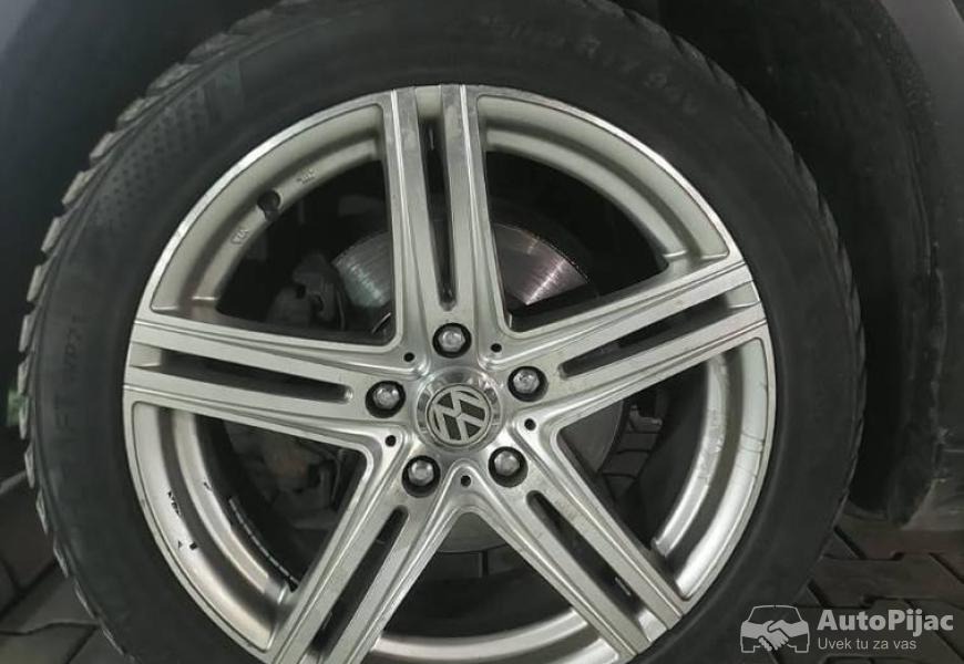 tourancross_7_polovni_automobili_autopijac.rs