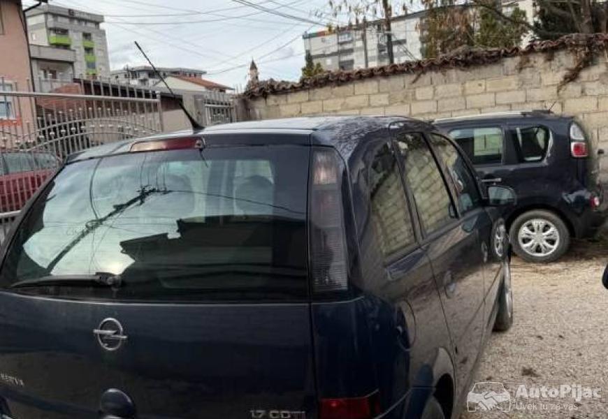 dajem_vise_auta_za_jedan_moze_i_dva_moze_i_sva_7_polovni_automobili_autopijac.rs