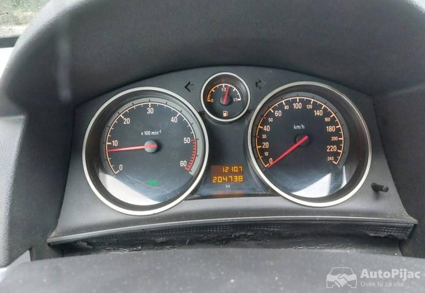 astra_h_14_polovni_automobili_autopijac.rs