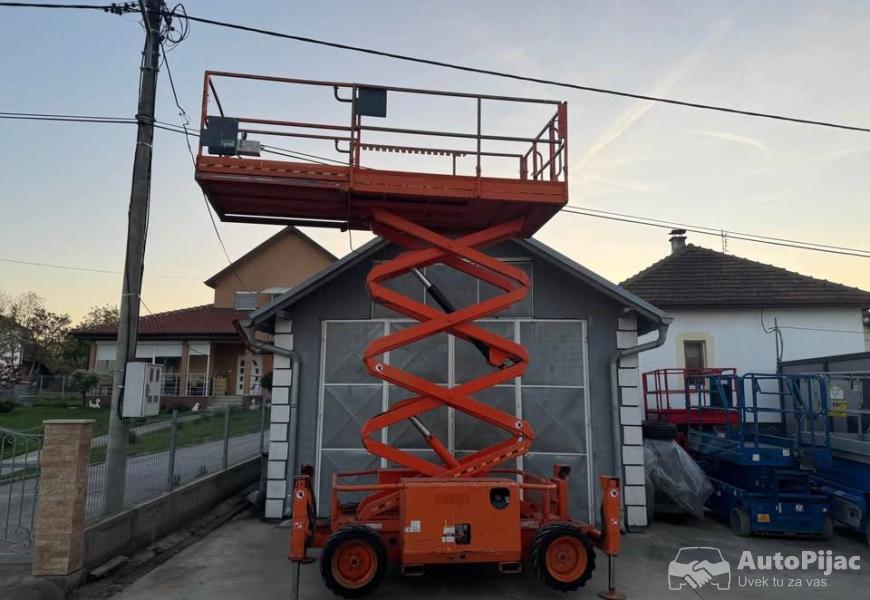 skyjack6826rt_6_polovni_automobili_autopijac.rs
