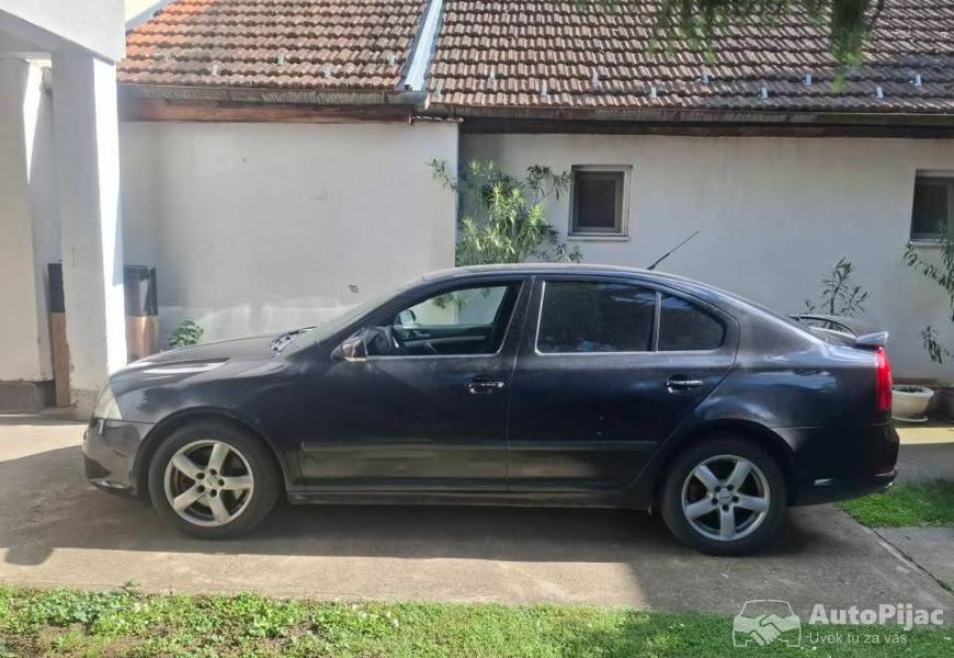 octavia_2008_vrs_170ks_20tdi_3_polovni_automobili_autopijac.rs