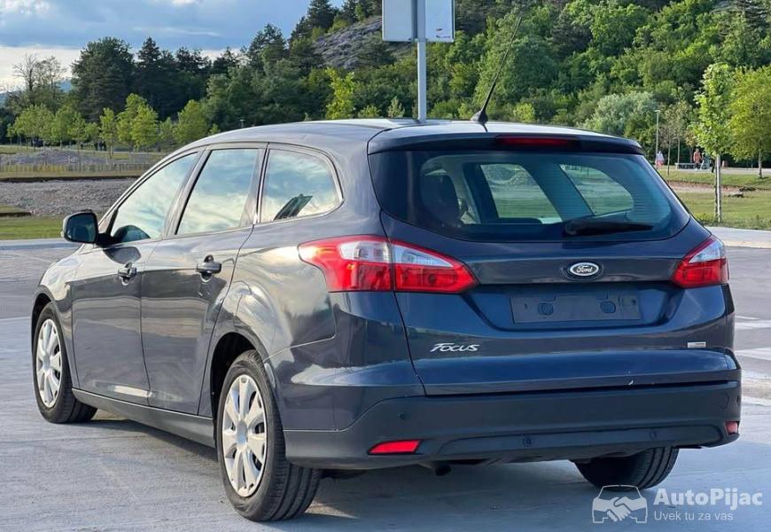 ford_focus_16_76kw_2012_5_polovni_automobili_autopijac.rs