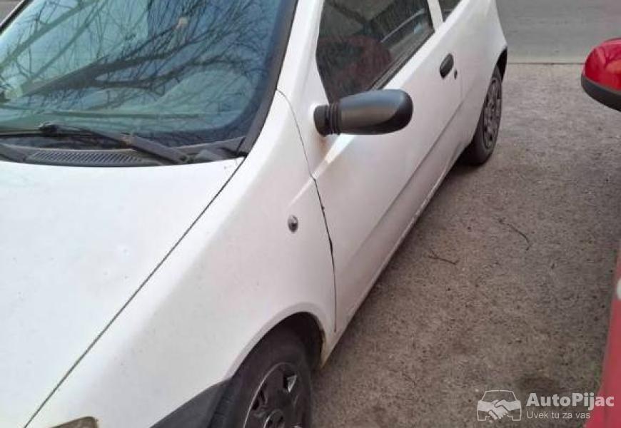 fiat_punto_benzin_plin_10_polovni_automobili_autopijac.rs