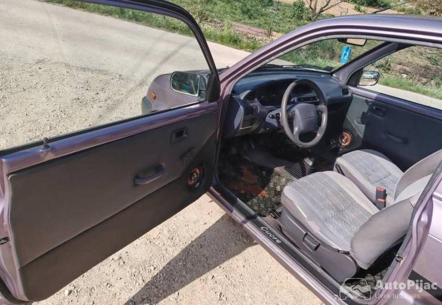 dajhacu_2000_god_800_kubika_10_polovni_automobili_autopijac.rs