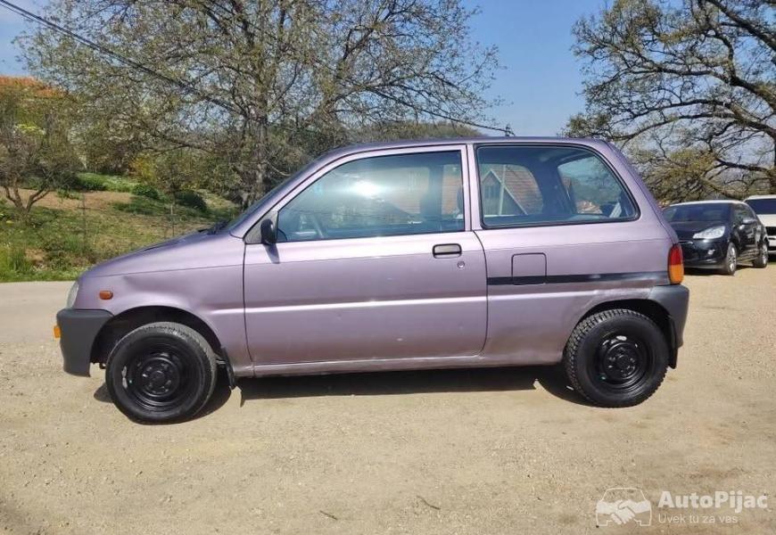 dajhacu_2000_god_800_kubika_3_polovni_automobili_autopijac.rs