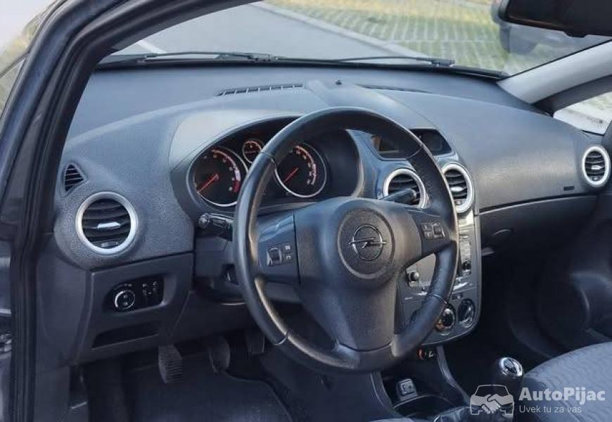 prelepa_korsa_14_benz_2012_uvoz_holandija_na_ime_4_10_polovni_automobili_autopijac.rs