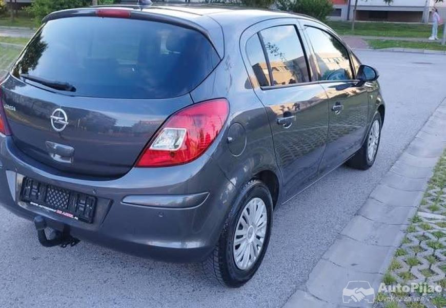 prelepa_korsa_14_benz_2012_uvoz_holandija_na_ime_4_3_polovni_automobili_autopijac.rs