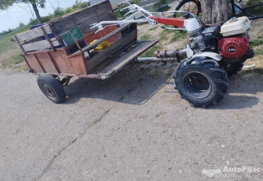 na_prodaju_honda_g42_ispravna_ima_snagu_cena_550ev_2_polovni_automobili_autopijac.rs