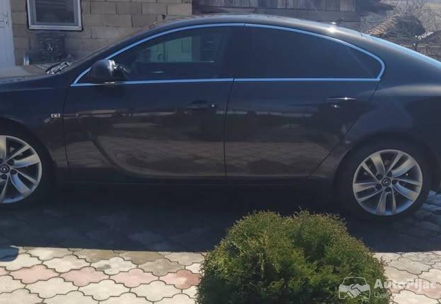 opel_insignia_2014_5_polovni_automobili_autopijac.rs