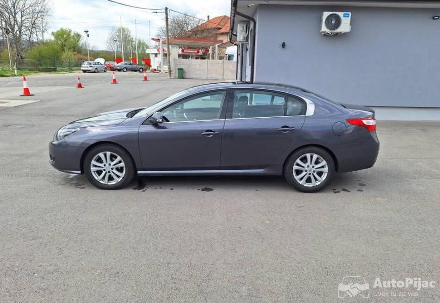 renault_latitude_8_polovni_automobili_autopijac.rs