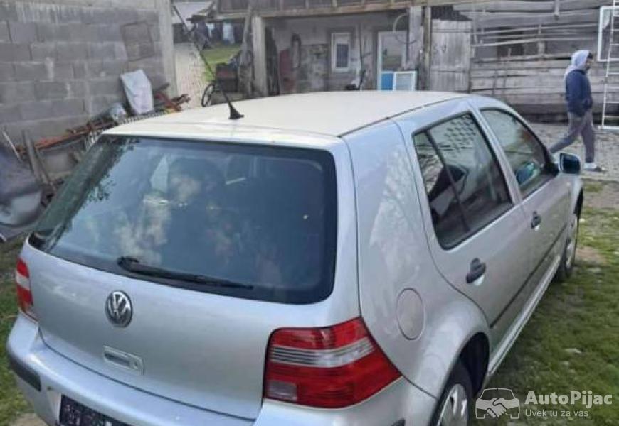 golf_4_delovi_5_polovni_automobili_autopijac.rs