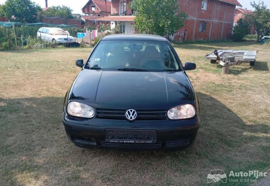 golf_4_delovi_9_polovni_automobili_autopijac.rs